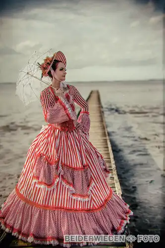 07042014-163705-shooting