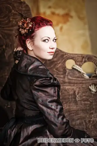 20042013-152940-shooting