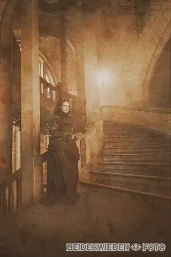 20102013-132836-shooting