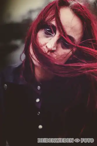 21022016-163529-shooting