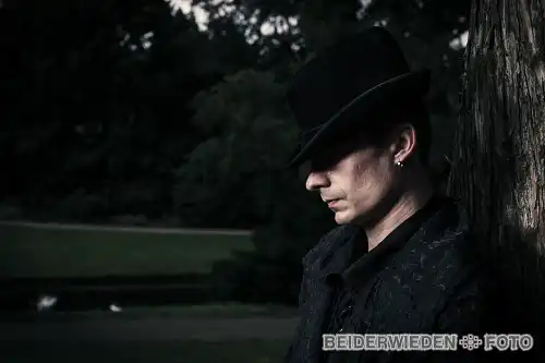 29072012-182329-shooting